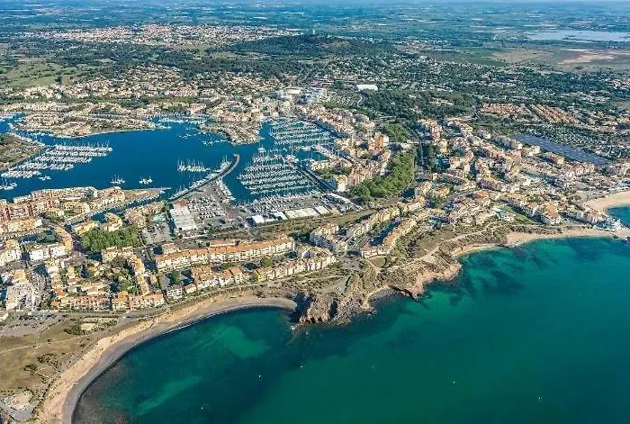 Capcool Pied Dans L'eau Vue Piscine Parking Appartamento